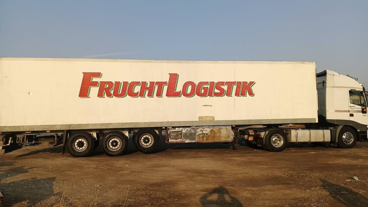 البيع مكلف بلنشر 
‏‪***********‬‏
مكان سياره ديالي. بعفوية
