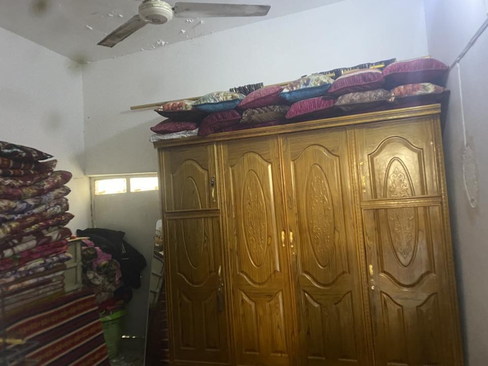 اسلامً عليكم بيت في منطقة الحميديه البيه مساحه 144 مربع عكاده كاشي وبياض خدمات كامله قريب ع شارع. العالم الحيمديه مقابيل إفران. ابو ستار   يم سوك سبيس وفرع جايه تبليط السعر خاص اتصال. متواجد واتساب )***********
