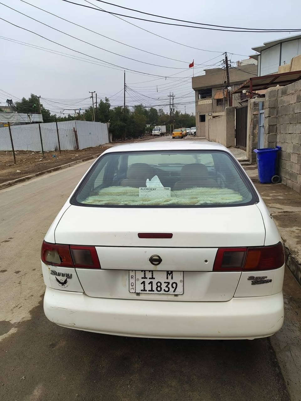 للبيع نيسان سني ياباني اصل مديل 95 يمنة محور يسرى السيارة بسمي ابيع شرط التحويل 
كير مكينة مكفولات صدر جديد تخم تاير جديد كلها شغالة مابيهة نقص 
السيارة بدون ضربة بيهة صبغ حزام بدون دواخل سعر 38 وبيهة مجال بسيط مكاني بغداد الأمين الثانية 
***********
