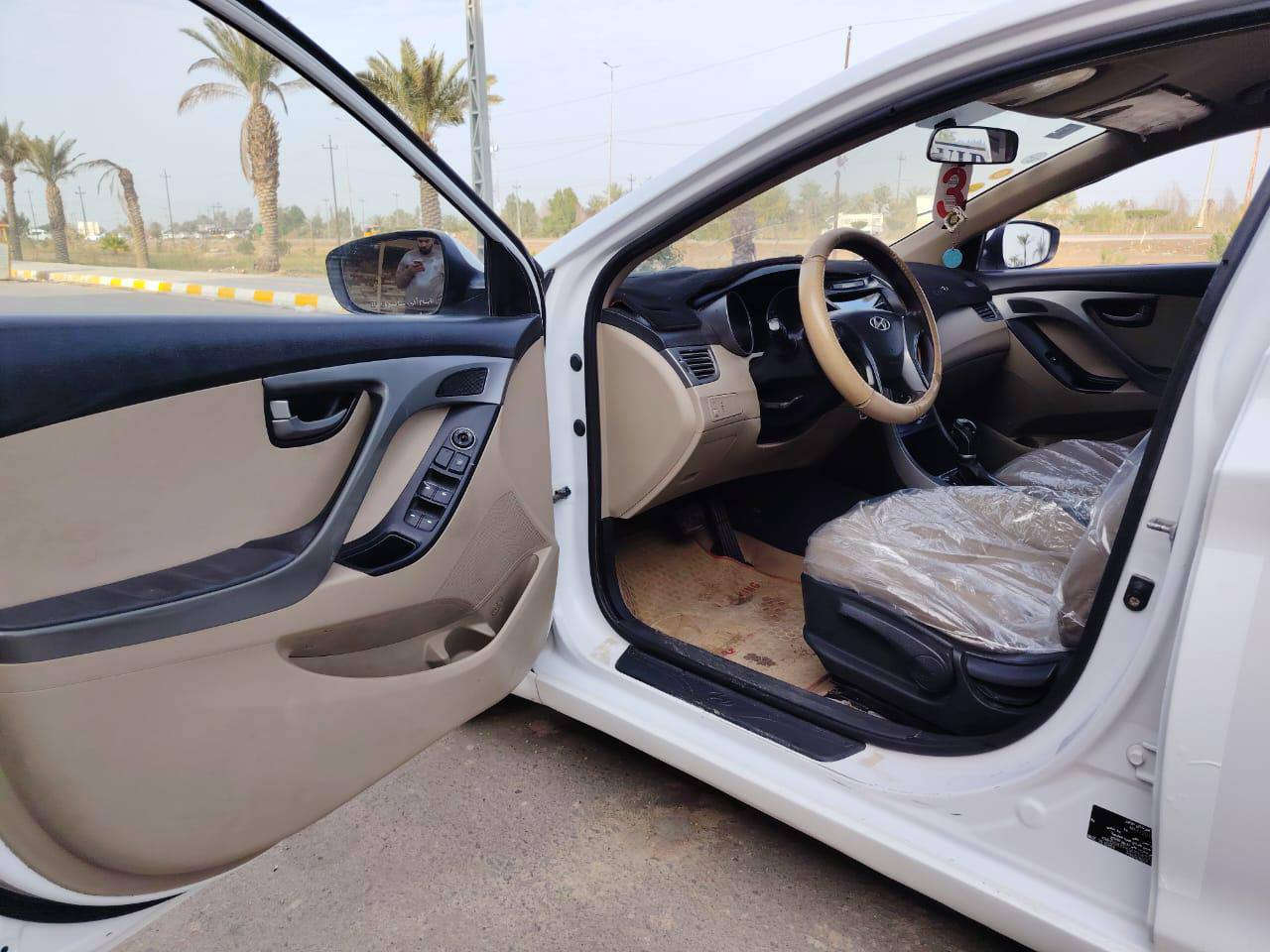 السلام عليكم النترا موديل 2016 خلجيه مكفوله سياره من الضربه والتبديل بيه 3 قطع صبغ وباقي سياره مكفوله وجاهزه من تخم تاير من حداديه مامي خلفي مكينه وكير 1800 دوش رقم واسط دولي بسمي مكان سياره بواسط السعر 103الرقم ***********
