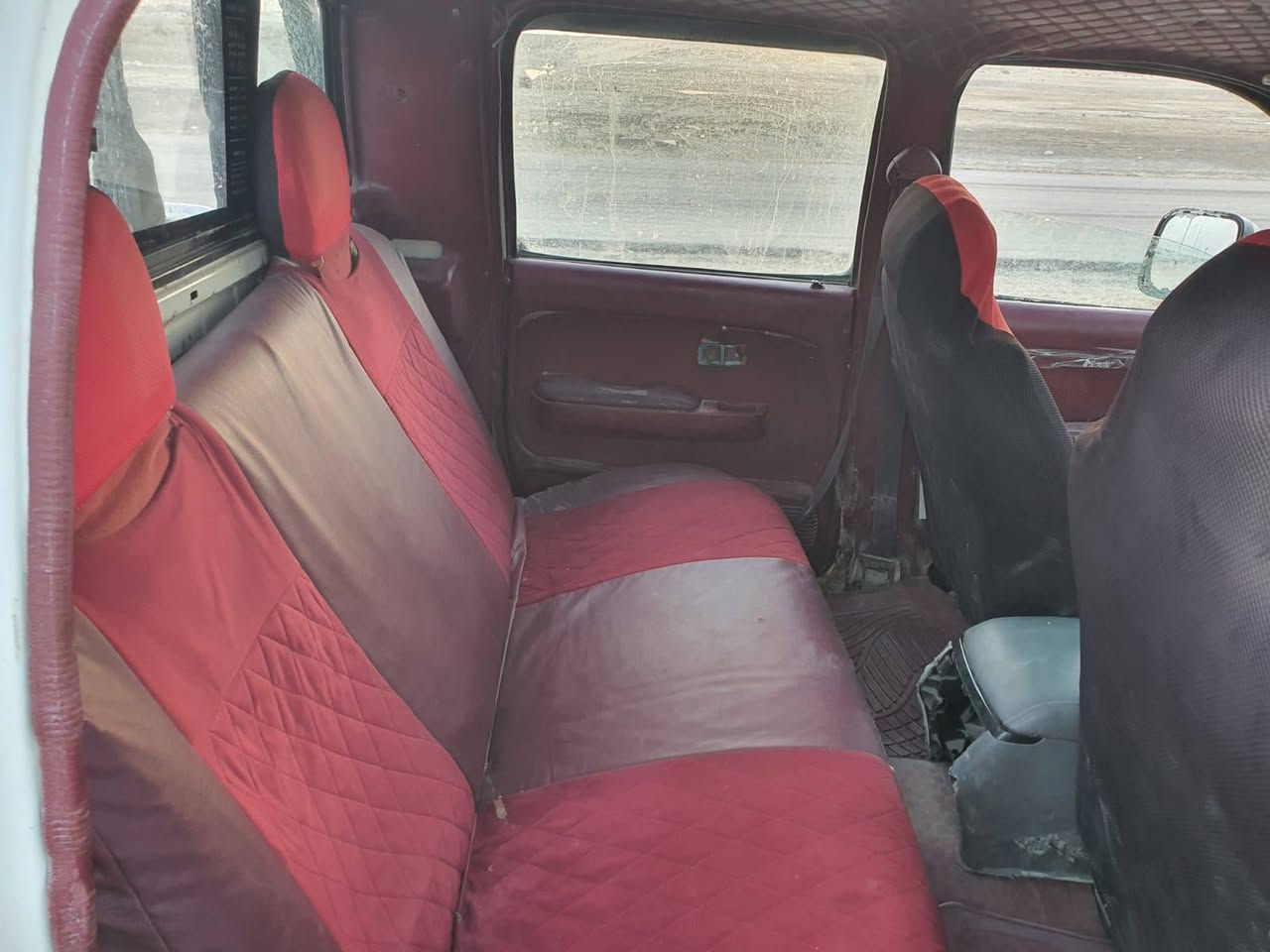 السلام عليكم بيكم جمره موديل 1998 مكينتها البلاديه كير اوتماتيك رقم بصره (ر) سياره حلوه مصبوغه جماليه كهربائيات شغاله سياره جاهزه السعر 55 العنوان بصره قضاء المدينه رقم‏‪***********‬‏ القرنة, البصرة
