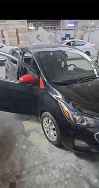 شوفر سبارك هاتش باك حادثها خلفي موديل ٢٠١٩ نظيفة ماشية تقريبا ٣٥ الف م...