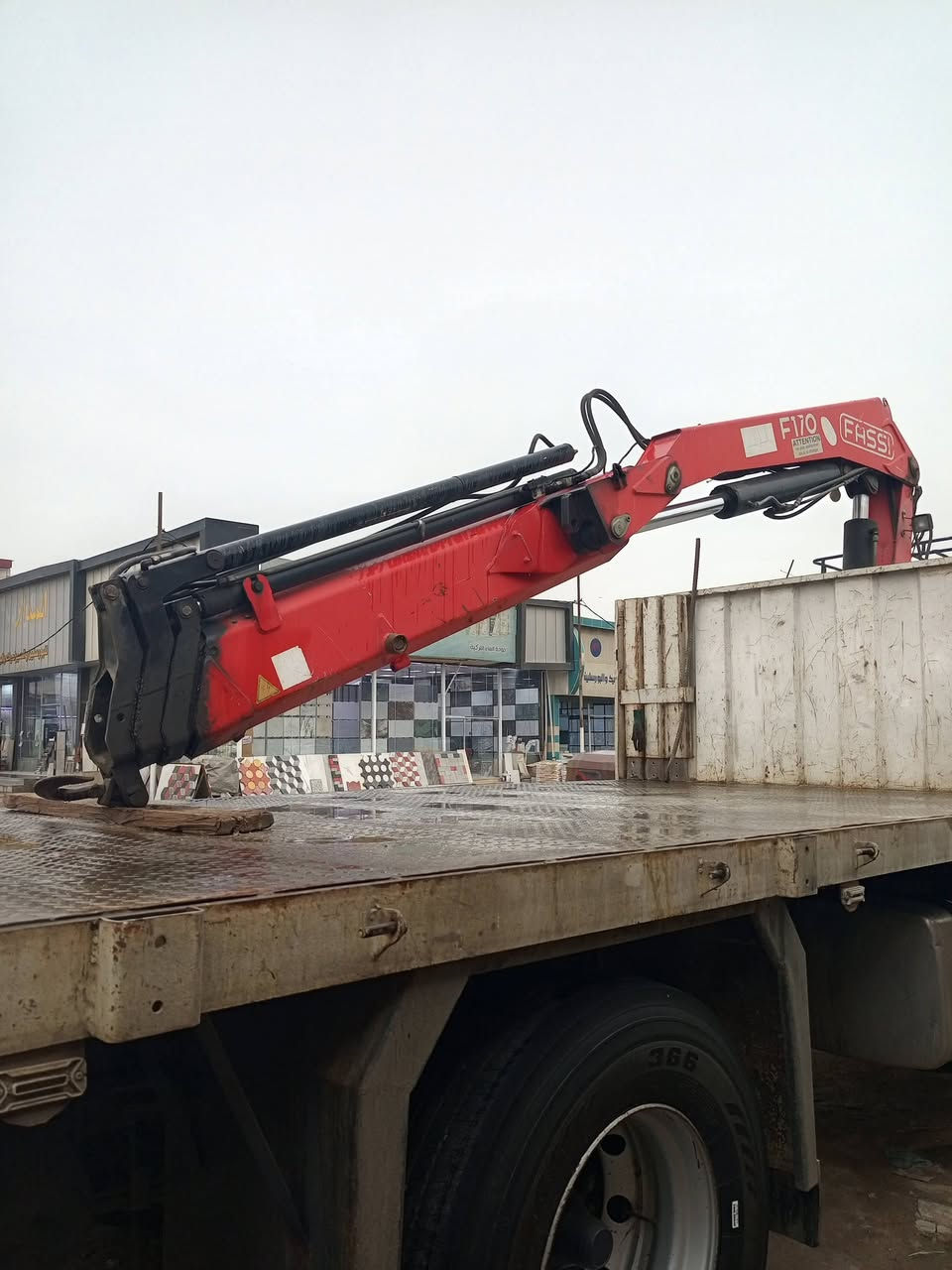 اسلام عليكم كرين فاسي مديل 2006 ريمون ميكانيكي 3اسليتات حجم 170 كفاله عامه كسر فطر كفاله ريموت ***********
