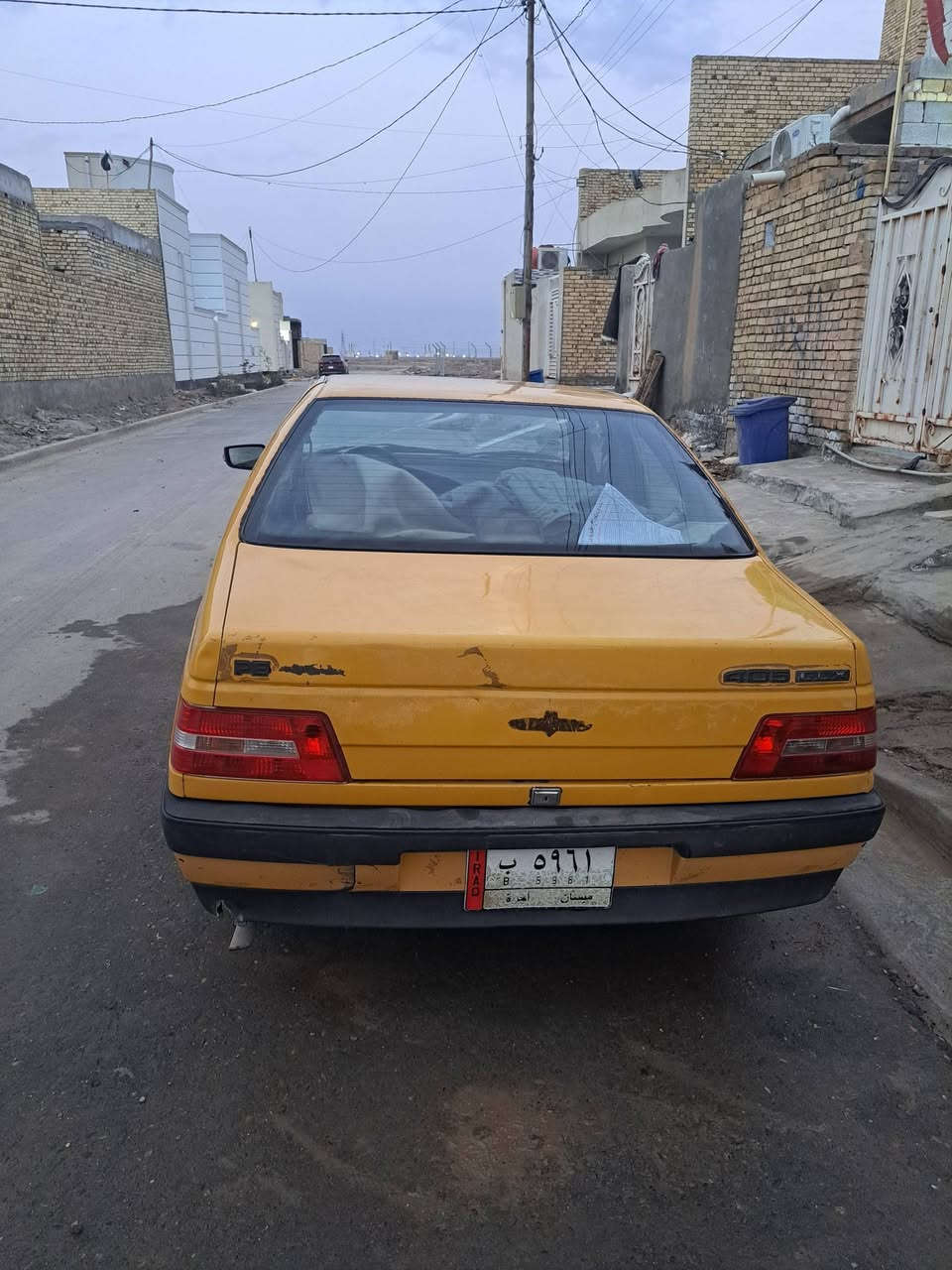 سلام عليكم بيجو 405 لبيع كير مكينة حداديه كفاله سنوية صاقطة ب17 هيئه وغرامات على المشتري مكاني ميسان سعر ٢٣ وبيه مجال ***********
