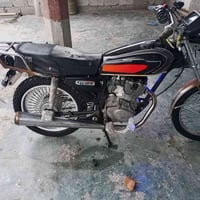 دراجه للبيع كامله ما بيها اي نقص نظيفه خير من الله السعر 400 الشراي يت...