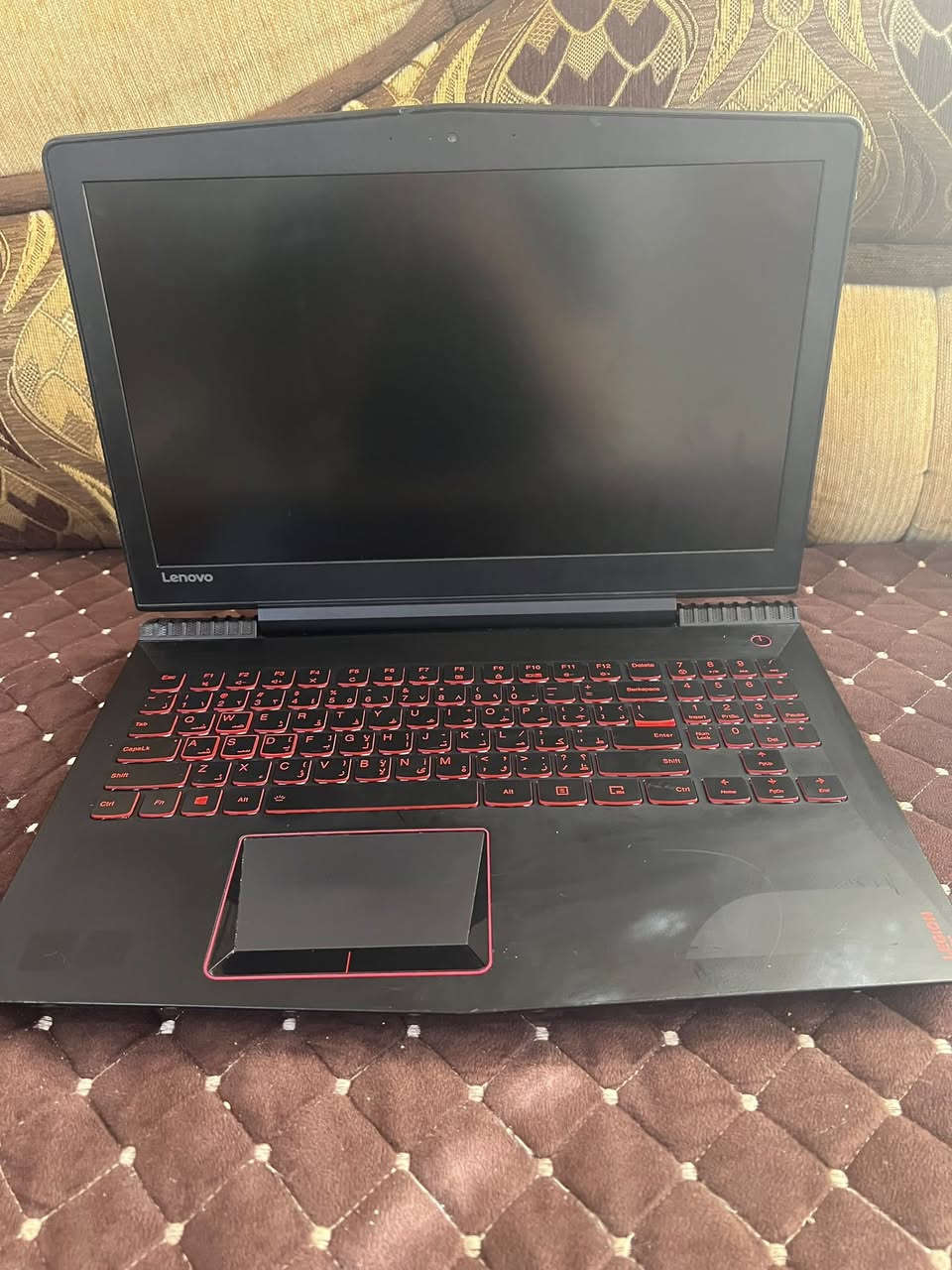 اسلام عليكم
لابتوب لينوفو 520 Y 
i7 7700 hq 
gtx 1060 6g max q اعلى نسخه
ram 8
ssd 256
hhd320
ips 1080 60 HZ
لابتوب بيها كسر موضح بل صوره و شويه شخوط واني بكل الاحوال راح اغلفها ولابتوبي نضيفها من جوه يعني ما مستخدما بس دراسه+ كيبورد مضيء لون احمر
 السعر 425 قابل للتفاوض
مكاني موصل


**إذا كنت صاحب هذا الإعلان وتريد حذفه لأي سبب، رجاءا أرسل رسالة إلى الدعم الفني**