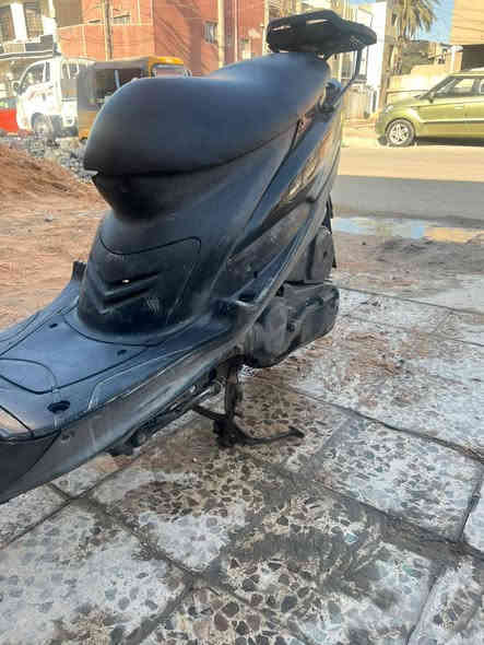 السلام عليكم دراجه ماكس عدله بلادية بوشة 49 الكفرات كله مختمه جيب فيتر وتعال بيه بس العرموطة مال هندر واكفه والباقي كله شغال خير من الله نكره سلف المكان بغداد السعر 650 وبيها مجال للتواصل ***********
