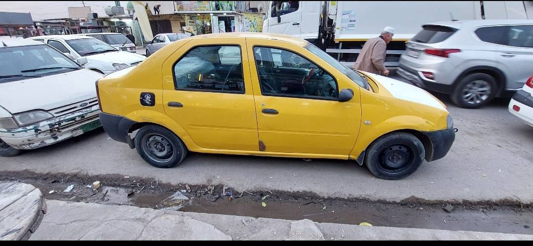 رينو لوگان للبيع او مراوس سياره نظيفه ضررها بس باب السائق ما بيها صبغ سنويه بأسمي مكانها الشقق الخضراء سعرها 35 وبيها مجال للشراي ***********
