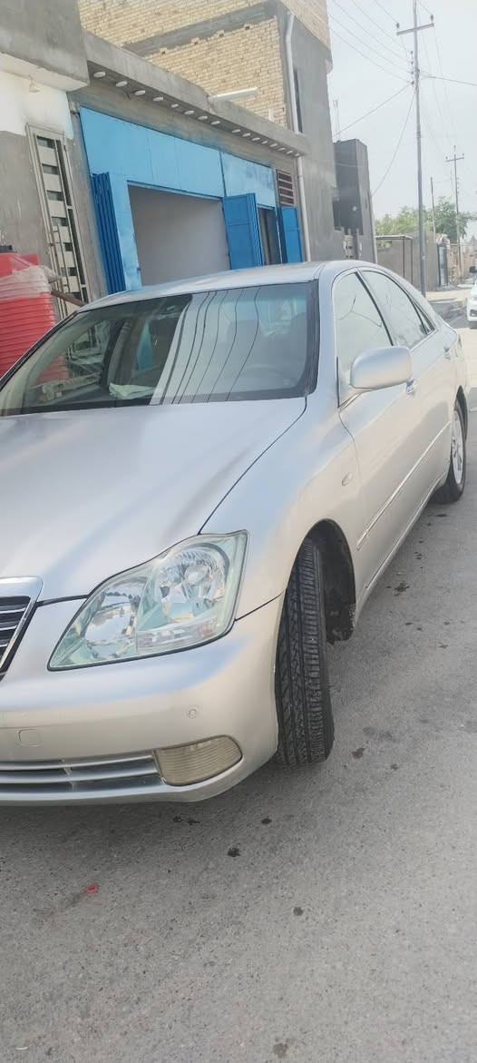 السلام عليكم
السعر ٣٠ وبيها مجال
شاصي ٨٠
٢ دكمه 
تبريد تدفئه
كير محرك حداديه تخم تاير
جاهزه للأخير
***********
