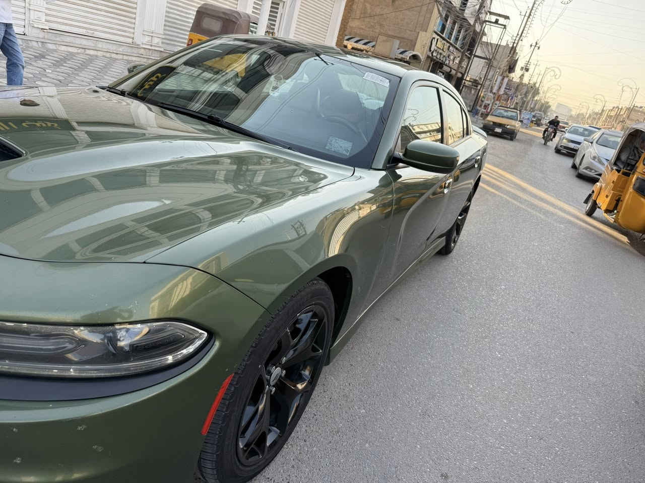 جارجر 19 شركة هارلم gt فول مواصفات بيها ربع باب السايق صبغ وبارد بمقدمة البنيد وشخطة بالباب ماشية 107 الف ميل مكان سيارة بغداد الامين 2 الي تفيدة اهلا وسهلا والي يشوفها هواي الله يرزقها احسن منها 
***********
