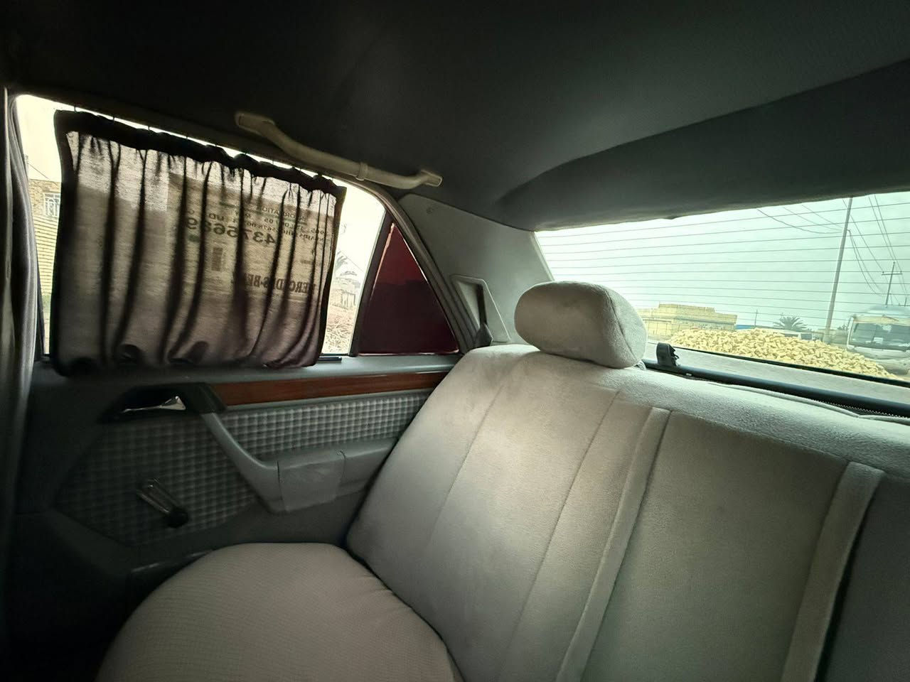 مرسيدس موديل 90 كير محرك ففتي 3000 بطل اسود المرغوب سياره جاهزه تبريد شغال تحويل مباشر مكاني بابل المدحتيه 
السعر 53
***********
