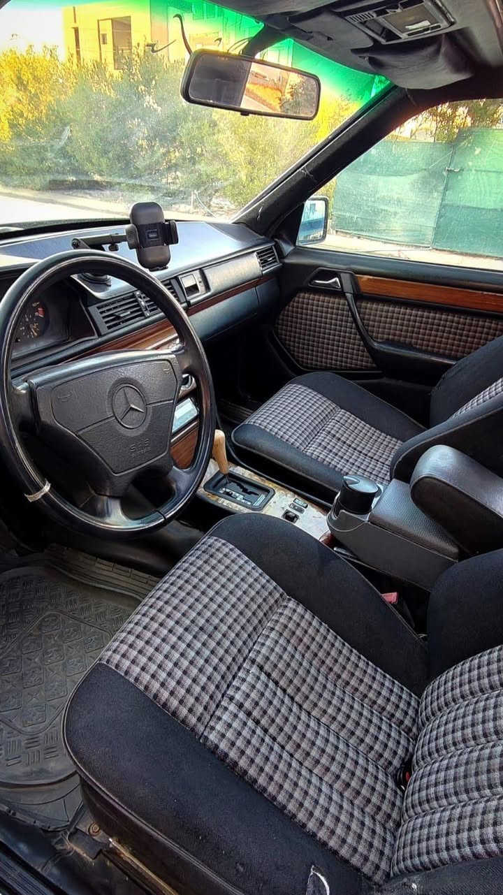 مارسدس دب موديل 1992 محرك 3000vvt 
صبغ عام للجمالية بدون ضربة قواعد دبلات سليمة
كشن كهربائي جامات الامامية كهربائية سنوية لحد 2027 صدر امامي خلفي كلة جديد تايرات جديدة وفتحه سقف سعر 77 كركوك, العراق


**إذا كنت صاحب هذا الإعلان وتريد حذفه لأي سبب، رجاءا أرسل رسالة إلى الدعم الفني**