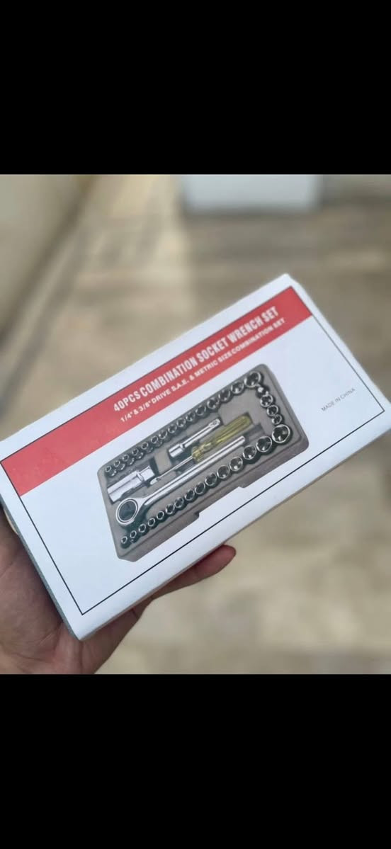 سلام عليكم 🫡
حبايبنا الغوالي 🌺 متوفر طقم مفاتيح ربط 40 قطعة 🔧

🔹 يحتوي على 40 قطعة مختلفة

🔹 مفتاح بسقاطة + مقاسات مقابس متعددة

🔹 مصنوع من معدن قوي مقاوم للصدأ

🔹 يجي داخل حقيبة مرتبة وسهلة الحمل

مناسب لتصليح السيارات، الدراجات، والأعمال المنزلية.

💰 السعر: 15,000 دينار مع التوصيل 🤍🌺

🚚يوجد خدمة توصيل لجميع المحافظات


**إذا كنت صاحب هذا الإعلان وتريد حذفه لأي سبب، رجاءا أرسل رسالة إلى الدعم الفني**