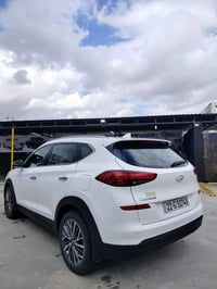 للبيع بيع مستعجل 😮 سعر 192$  هيونداي توكسان موديل 2019 وارد كوري   ماش...