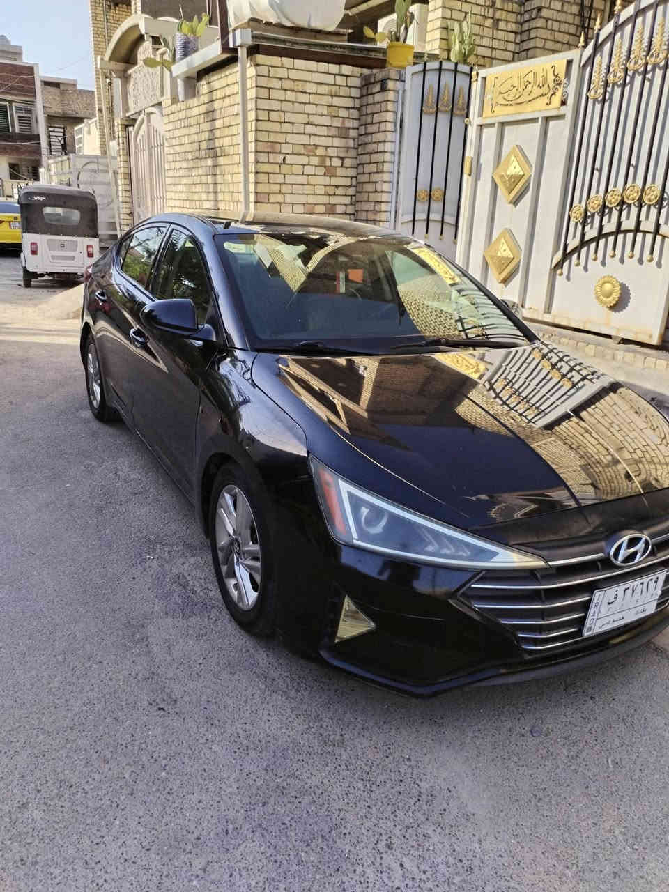 2019 امريكي  حادث بسيط جدا موضح داخل المنشور
رقم بغداد 
مكينه 2000 دوش
رادار امامي وخليفي 
كير ATe مرغوب

السعر 137

***********
