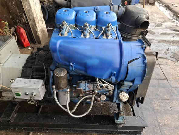 مولد دويز ٣ بستم هندي شرط شركة ٣٠ كيفي مكان 
الموصل السعر ٢١$
***********
*********** موصل
