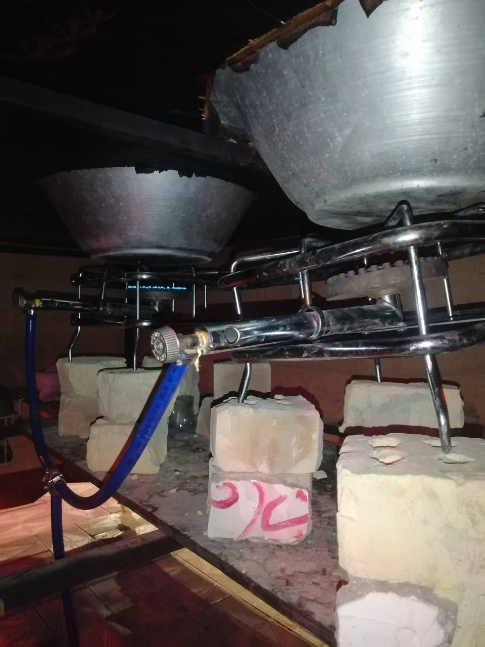 عربانة لبلبي للبيع جديده مستخدمة شي بسيط ترهم ميز كشك اي شي وياه غراض سعرها 150 العنوان الناصرية سومر شارع الإخلاص ***********
