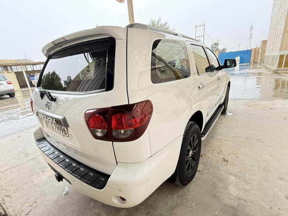 السلام عليكم
للبيع سيكويا 2020 
رقم اربيل مميز 
ماشيه 90 
وارد امريكي جاملغ وبنيد مبدلات بلادي نفس الون 
سياره فول مواصفات
  ((( لمتدد ))) 
سعر 350 ورقه وبيهة مجال 
***********
العنوان بغداد البلديات
