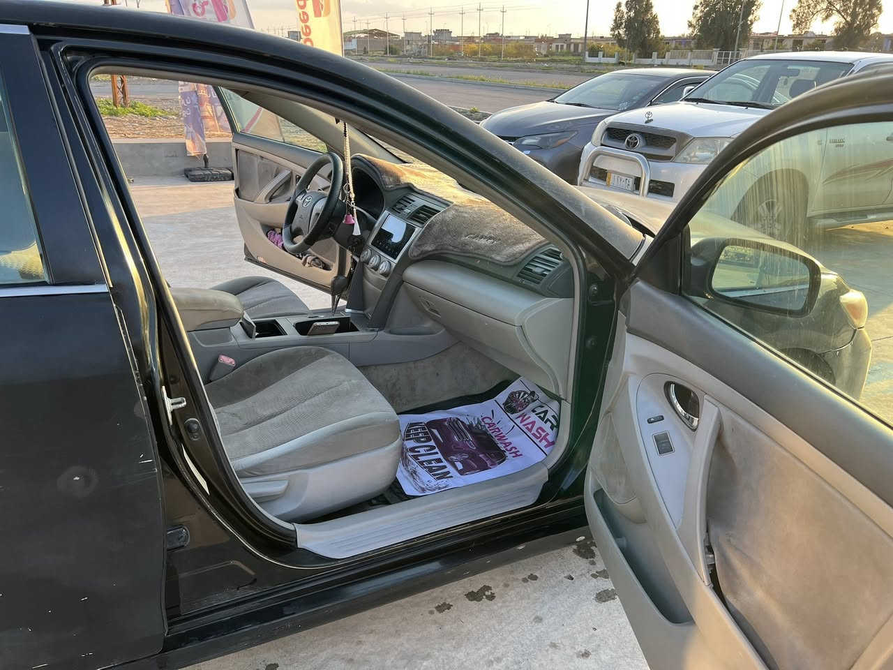 السلام عليكم

كامري 11 امريكي محرك 2500 الضرر موضح بالصوره والكشر كدام العين تحويل ثاني يوم سنويه بعد مو ساقطه  السعررر 73 بي مجال بسيط الاتصال ***********
