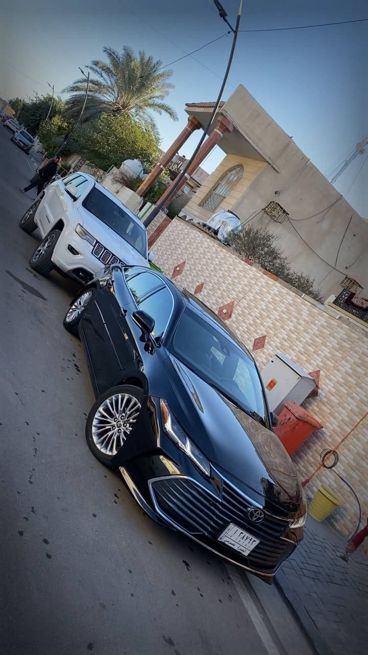 السلام عليكم تويوتا افالون 2021 وارد امريكي رقم بصرة محرك V6 3.5 ماشيه 99 الف كيلو وارد أمريكي حادثها من امريكا بنيد و جاملغ صفحه العبري و بــ العراق صار بيها ضربه بجاملغ صفحه السايق و بيها بارد بجاملغ الخلفي صفحه السايق مواصفات السيارة 
داتشو 
4 كامرات محيطية
تدفئه و تبريد بلكشنات اربعتهم
رادارات 
نقاط عمياء 
حساسات اماميه خلفيه
تشغيل عن بــعد 
دبل جام 
تدفئه ستيرن 
اربع مودات قياده
اوتو هولد
سايد بريك بصمة 
سلايد روف 
كشنات خزن ميموري
سماعات JBL
شاشه جبيرة 
تخم تايرات جديد
حدادة 100%
 
مكانها البصرة الحكيمية شارع الرديني 
للاستفسار رقمي ***********
