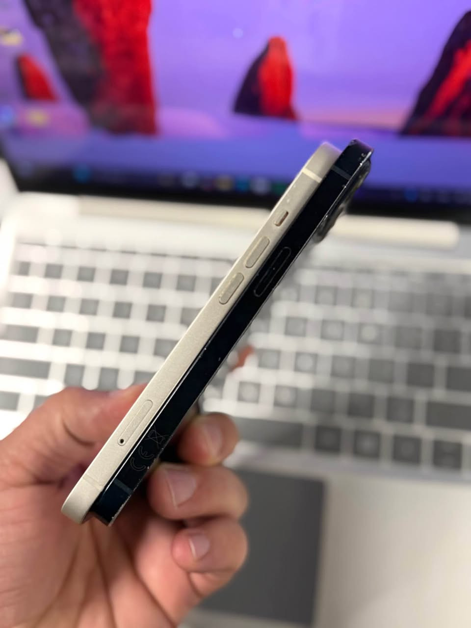 iphone 13 
128
نەكراوە بێ كێشە 😁
دوو دانەی وەجەبی بەریتانی 🇬🇧 
سپی🤏 265$
ره ش 🤏 235$

*********** السليمانية, العراق
