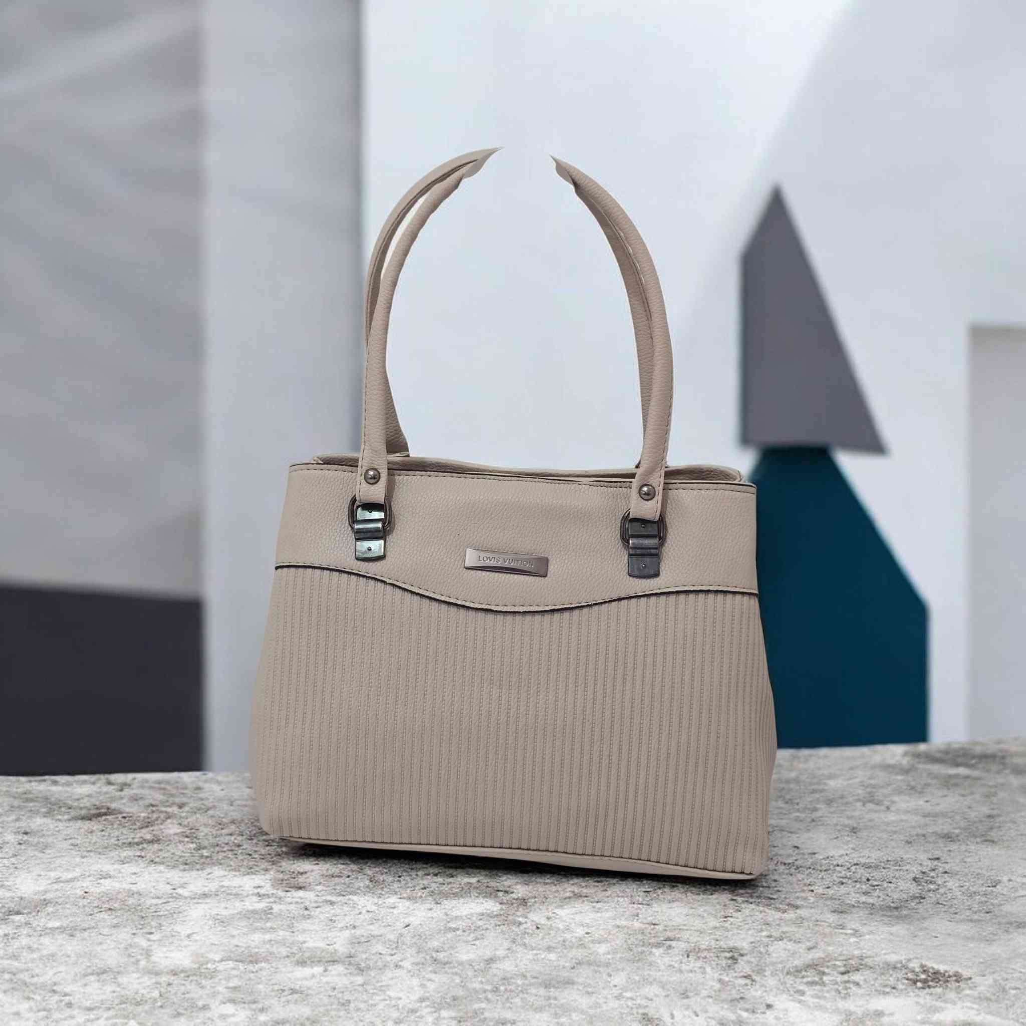 حقيبه حجم كبير ٣ خانات 
السعر #ب١٠ الف فقط 
التوصيل لكل محافظات العراق صار #ب٣ الف فقط 

متوفره حسب الالوان المرفقه في الصور ❤❤❤

#اذا_حبيتي_تكون_اطلالتج_مميزه راسلينا ع البيج 
او الاتصال ع الرقم ✅️***********✅️

  #التوصيل لكل محافظات العراق(٣) الف فقط 

#توجد_خدمة_توصيل_المسيب_وكافة_محافظات_العراق

#ملاحظه المحل حقائب نسائيه وملابس أطفال واكسسوارات داخل المحل 🔥 يارزاق 

العنوان ازياء الورود بابل_مسيب_شارع المستشفى مجمع مضر النجار
 #مقابل مجمع ريحانه للأقمشة 
#مقابل ازياء ساندي 
#مجاور احمد للموبايل 
رابط قناتنا ع التليكرام  https://t.me/alwrood996

رابط صفحتنا ع الانستغرام https://instagram.com/alwr.ood9?igshid=ZGUzMzM3NWJiOQ==    تشرفونا
