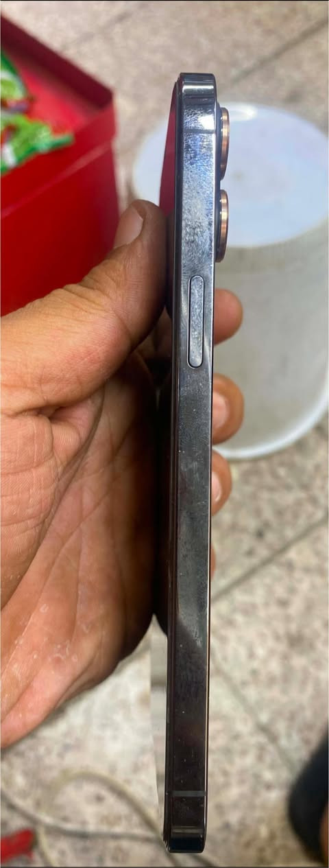 السلام عليكم
آيفون 12 برو ماكس ذاكرة 256 بطاريته 77 
كلشي ما مبدل بي و جهاز نظيف مكفول 
السعر 650 و بي مجال شويه 
للاستفسار مراسله خاص 
بغداد الرصافة


**إذا كنت صاحب هذا الإعلان وتريد حذفه لأي سبب، رجاءا أرسل رسالة إلى الدعم الفني**