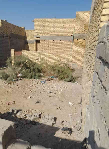 قطعة ارض زراعي للبيع منطقة الصخيين قرب جامعة ذي قار 
مساحه ١٢٠ الواجه ١١ ونزال ١١
على شارع تجاري سايدين لل استفسار اتصل على 
***********
