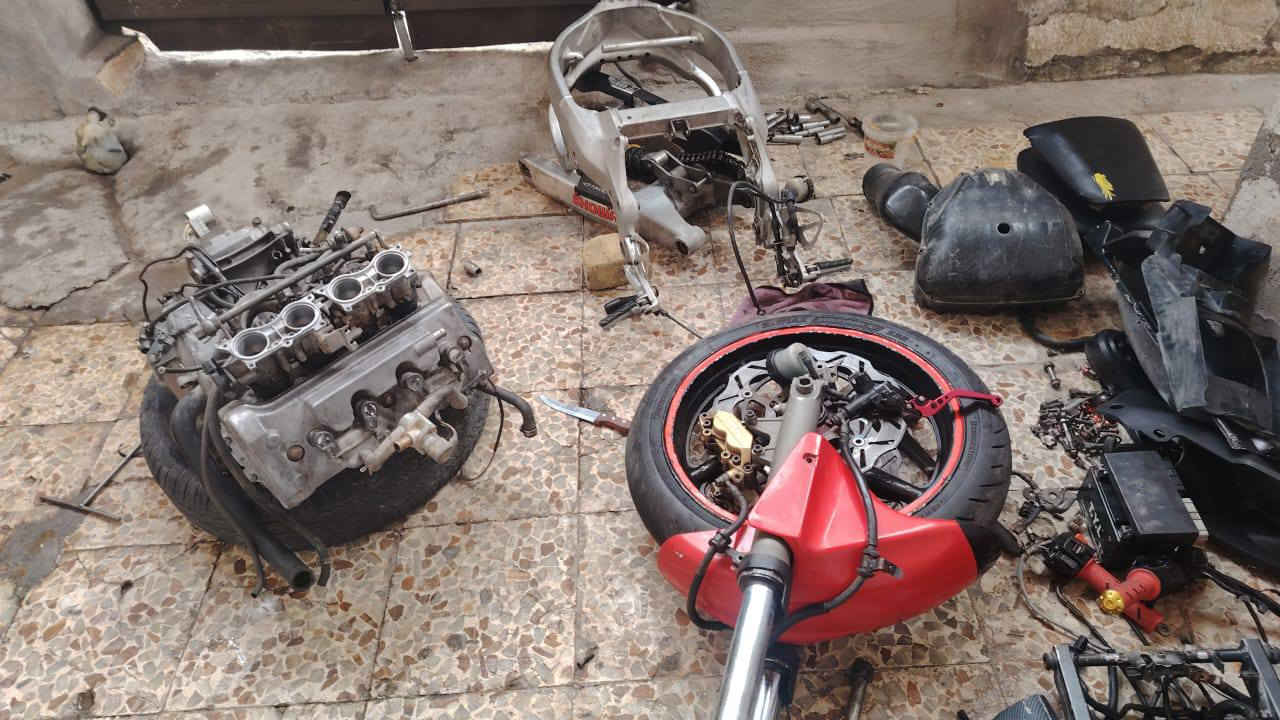 اخوان رحمه الزيد ابن علي الغراض دراجه ابيعه كله مابيع حاجه حاجتين اعجبه خل يجي ويحمل مايعجبه الله ويا ودراجه كامله كله ماناقصه كلشي غير بس عقل وضفيره ومكينته رافسه رافسهه
يعني تفيد مصليحن والجنايه هم  تفيدهم عنده مثله ويحتاج شغلات منه ليش باجر عكبه تروح دور ويبقون يغنون عليك بالسعر الي ماعدهم كل مخافت الله فه هاي افضلك شباب السعر 7 ورقات علق واني ادخلك خاص وتوصيل ماعندي تعال حمل وخذ


**إذا كنت صاحب هذا الإعلان وتريد حذفه لأي سبب، رجاءا أرسل رسالة إلى الدعم الفني**