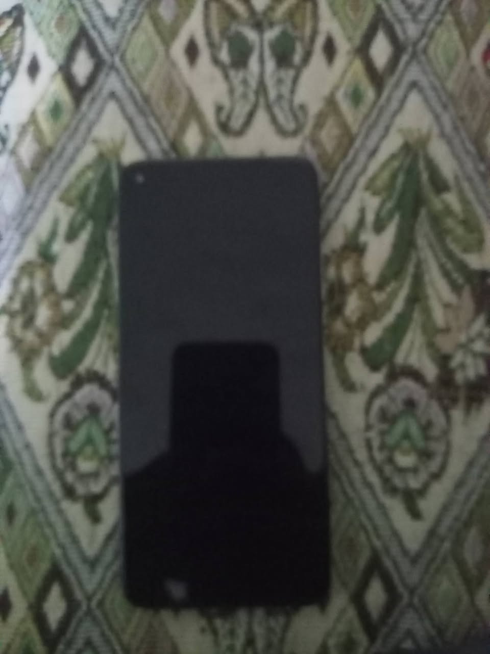 السلام عليكم تلفون كله شغال للبيع السعر 100 وبي مجال حك الجيه***********
