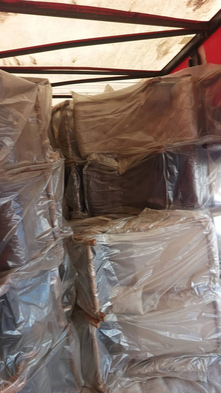 الهم صلي على محمد وال محمد//عمل اليوم تفريغ تريله كراسي هزاز وتم عزلهن على لوانهن/على يد قوات التساهل //وتم كماله خلال ساعات//نعمل بتفريغ جميع التريلات والحاويات وابسعار مناسبه وكادر متخصص في عزل وترتيب البضاعة نعمل على مدار ٢٤ساعه//ملاحظه كلشي نزل مو له تريله ونقل الاثاث//وترتيب المخازن//التساهل//محمد/الاستفسار اتصل/ يتوفر اوتساب اسيا واثير /***********//***********/عنوانه  بغداد الزعفرنيه
