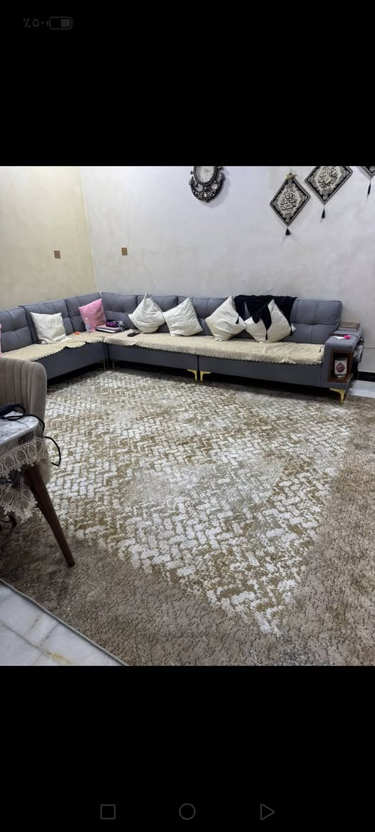 بيت بدولعي مساحته 100م واجهه 5 موقع مميز قريب الشارع الشارع العام قرب مدرسة ام المؤمنين ولمعرفة التفاصيل الاتصال على الرقم  ***********
