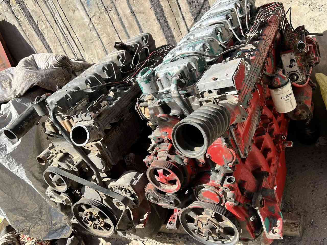 السلام عليكم محركات للبيع جاهزات
ثنين سكانيا ١٢٤ ستندر 
ووحدة ٨ سلندر انجكتر حديث استندر جاهزة 
للاستفسار 
***********
مامتواجد على نت
