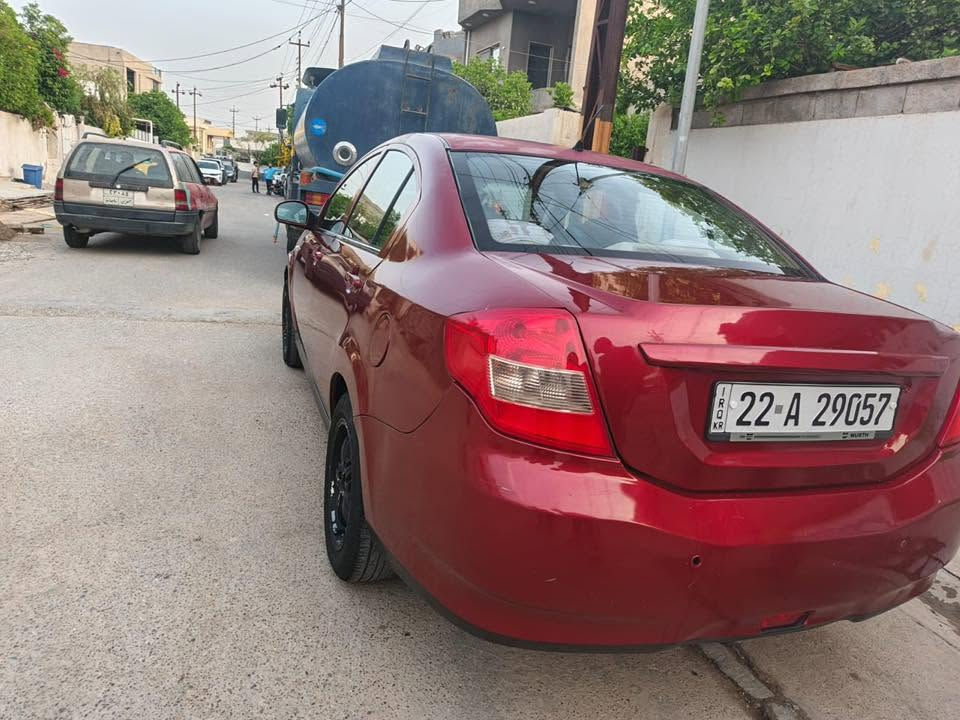 سيار شيري E5 2014
بسمي كل تفاصيل موجودة بالسونار 
سعره 53$

***********
***********
