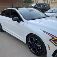 شباب السلام عليكم كي فايف موديل 25للبيع فول فول جيتي لاين الون ابيض با...