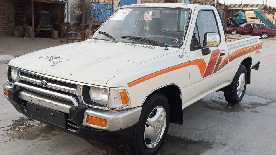 للبيع بيكم تيوتا موديل 91. رقم الا نبار سنويه جديده لغاية 2028. باقي على استلام الوحات. مكينه كير حداديه كهربيات كله جاهزه سعره 48 ورقة وبيه مجال مكان ناصريه الرفاعي مكلف بلنشر ***********
