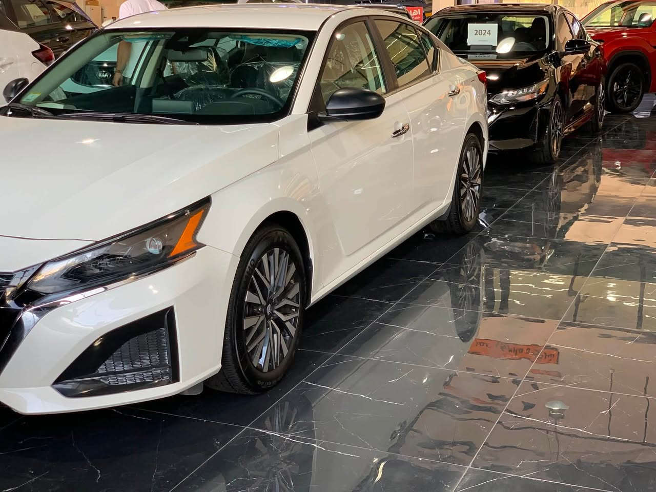 ____السلام عليكم____
-نيسان التيما__  NISSAN ALTIMA
- موديل :2024 
- مواصفات :SV
- ماشيه :30.000KM
- تترقم شمالي 
- بصمه 
- رادار 
- كشن كهرباء 
- تشغيل عن بعد 
- مثبت سرعه 
- تحديد مسار 
- رقم الشاصي 1N4BL4DV3RN432648
- محرك +كير بشرط 
- الحادث /بنيد صبغ + مكانين بارد 
- راس الشاصي صبغ بدون الحيم بدون معجون 
- السعررر ____163___وبيه مجال 
- مكان السياره سليمانيه 
- الاستفسار ***********
