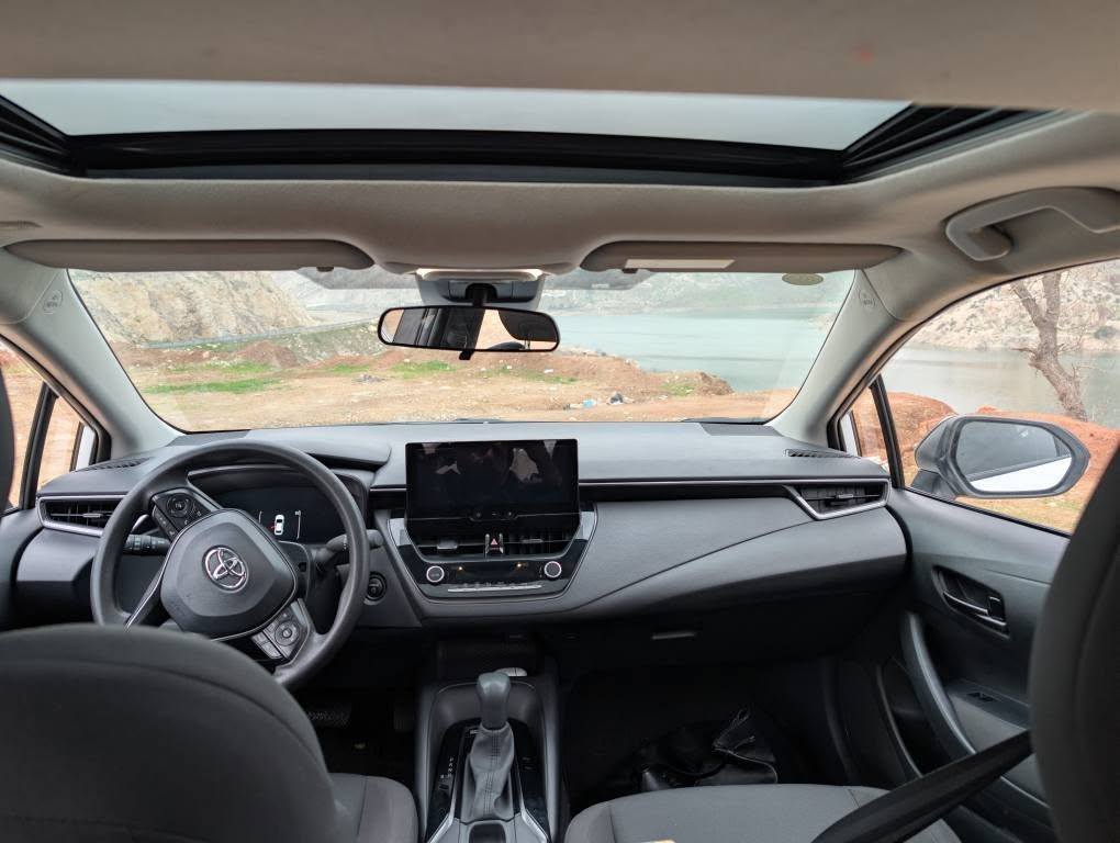 تۆیۆتا کرۆلا ی هایبرد مۆدێل ٢٠٢٥ فول مواسەفات
ڕادار خەتی جادە و ئۆتۆ برەیک و ئۆتۆ هۆڵد و سڵاید 
ویل کەپی بیلادی
باڵی سەر سنوقەکەی لەگەڵە نەبەستراوە
تەنها ٩ هەزار کیلۆ مەتر ڕۆشتوە

*********** السليمانية, العراق
