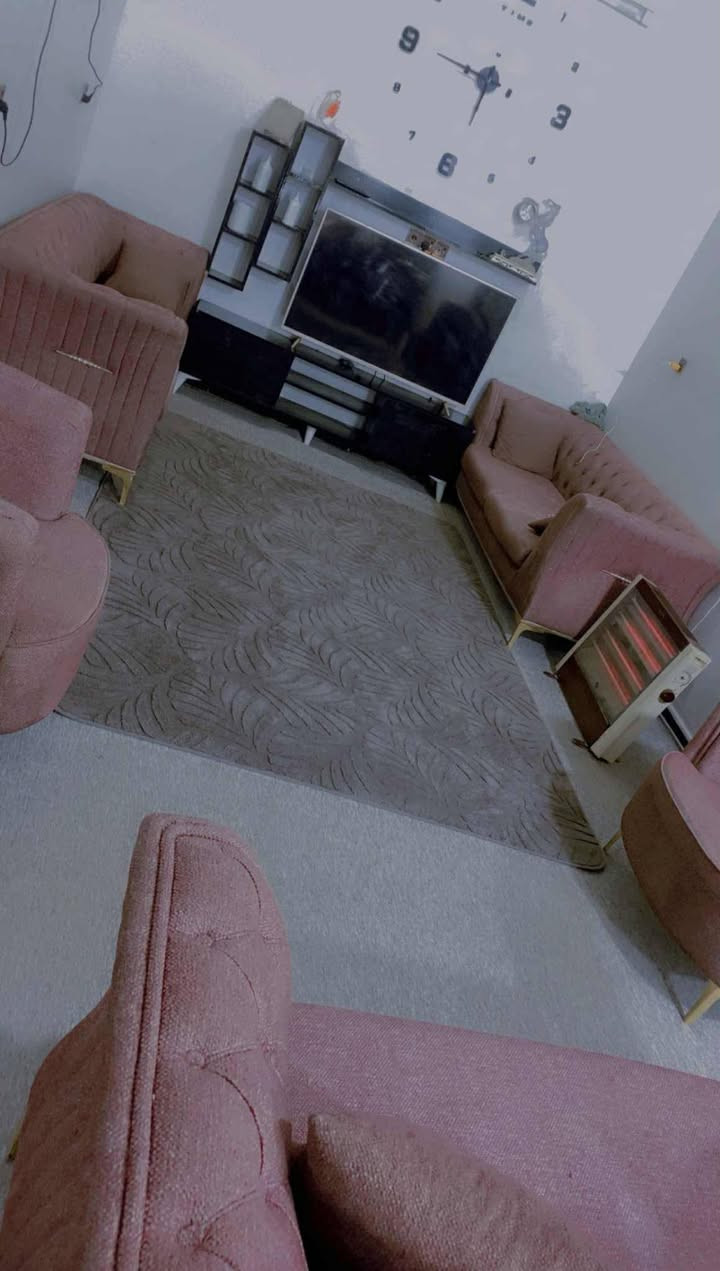 اللهم صلِّ على محمد وآل محمد
المساحة/260م
الواجه/10م
نوع العقار/طابوصرف
مميزات العقار/عكاده_طابق واحد_سنة البناء(2023)
مكونات البيت: 
غرفتين
صالة
استقبال
كراج سيارة
منور
صحيات
سطح
العنوان/الديوانية_حي النهضة_مقابل شقق الاسكان
السعر/155 مع المجال
مراسلة الصفحة او الاتصال لطفا ***********
