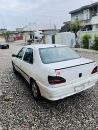 بيجو • ٢٠٠١ • حلبجة