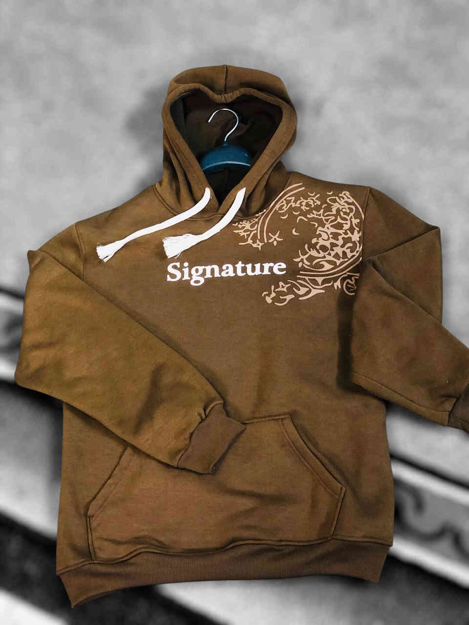 هودي نقشه خامة ثخينه ممتازة ممتازة ومناسبة للّبس اليومي ✔
📢 أقوى خصم نزلناه من فتحنا البيج!

قطع مختارة نزلنالكم عليها عرض لا يفوّت…

السعر نزل 🔥 والجودة ثابتة مثل ما تحبّون.

💥 السعر قبل: 10,000

💥 السعر هسه: 8,000 بس!

(((())))))

✔️ فحص قدّام المندوب

✔️ يعجبك تاخذه – ما يعجبك ترجّعه

✔️ الكمية محدودة والعرض ما يتكرر

توصيل مجاني داخل قضاء الطارمية و جامعة الفراهيدي

للطلب والتواصل واتساب: *********** 📞

إنستكرام: @marslin.iq

تيك توك: @_933h1
