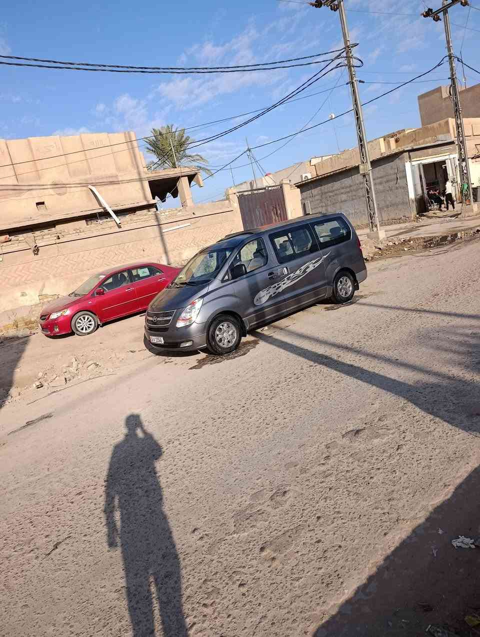 ستاركس 2009كفاله كير مكينه حداديه تبريد  رقم سنويه جديد السعر *********** مكان السياره ديوانيه السعر 145
