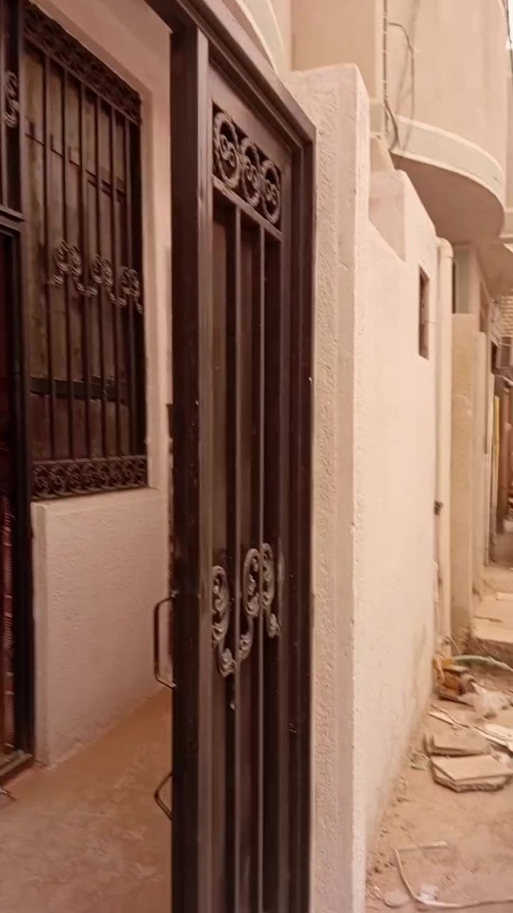 بيت ٥٥ م طابق واحد حي المثالي قرب أسواق برتقاله مقابل مستشفى الكفيل بناء نظيف بيع مستعجل سعر ٥٥ مليون قريب سايدين يم برتقاله يصلح حسينيه أو سكن طابو زراعي قرار محكمه مكاتبه مع صاحب الارض مباشر استفسار ***********٩
