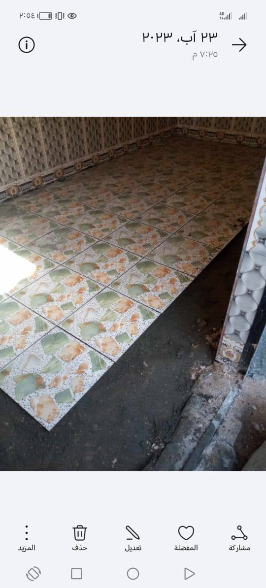 السلام عليك 
عملي بورسلين الواح جداري المتر ب6 
أرضيات المتر ب 5 
سيراميك جداري ب6
عمل نضيف أن شاء الله متفرع حاليا 
عملي نجف وكربلاء 
***********
*********** واتساب 
وافق رحملة والديكم على باب الله
