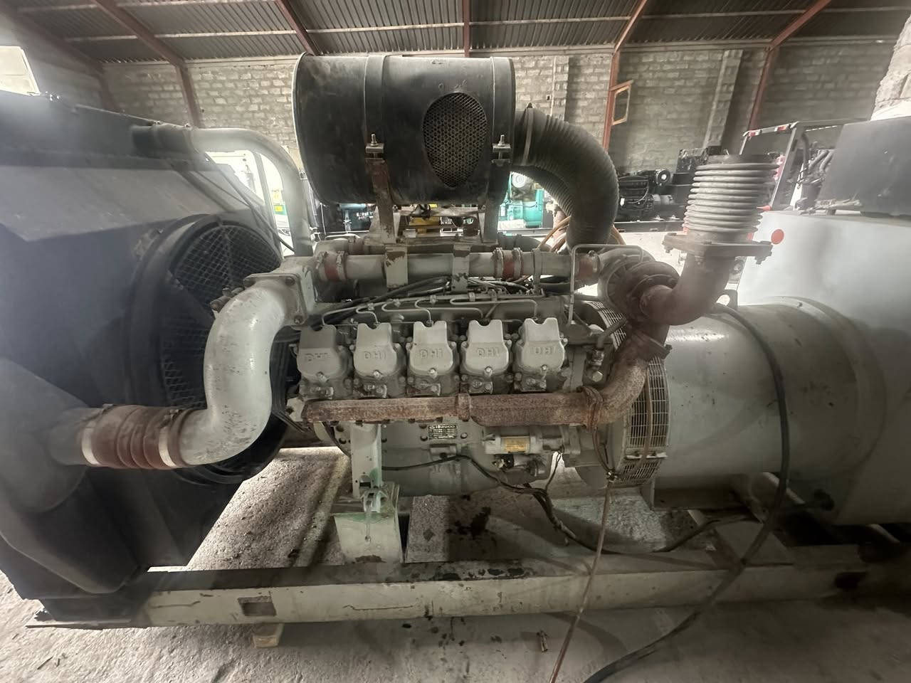 دايو 10
500kva 
مكينه اوربي نضيفه مابي بخار 
تفحصه وتحمله وتشيله 
العنوان اربيل صناعة الجنوبية 
***********
