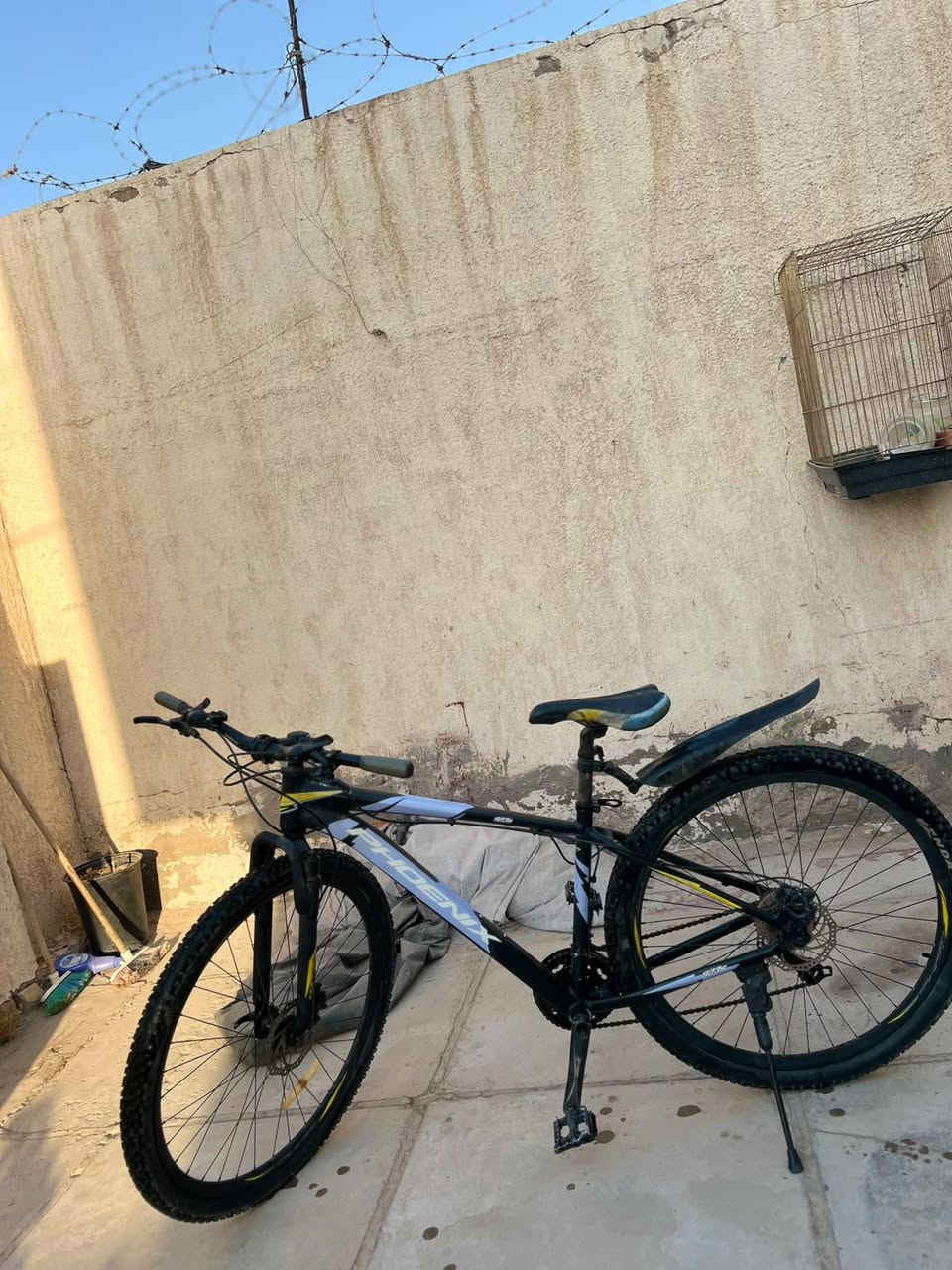بايسكل للبيع الاسكان قرب المعهد اتصال أو واتساب او تعليق ***********@
