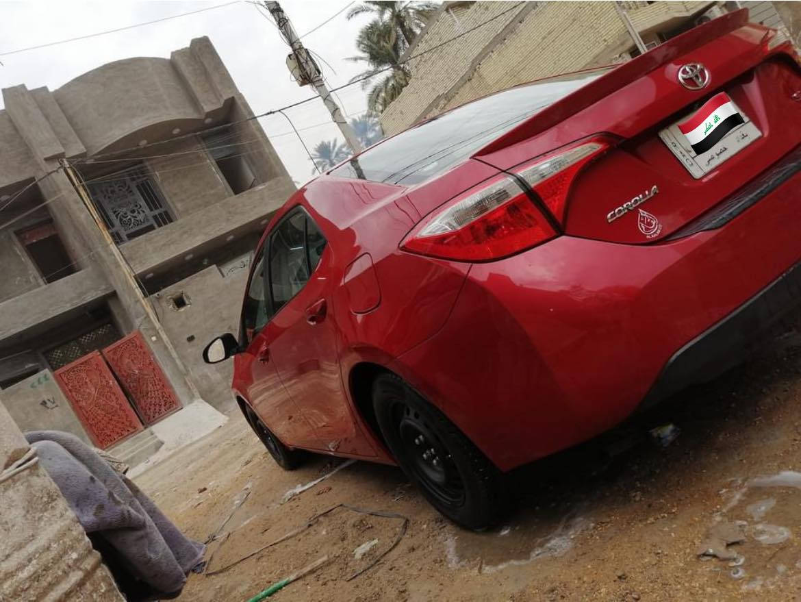 السلام عليكم ورحمة الله وبركاته
للبيع كورلا 2014 بغداد الرقم الجديد بأسمي 
السياره خير من الله من كير ومكينه وتبريد 
منظومه بانزين جديده 
تخم تاير قبل 4 اشهر شديته
حداده صدر امامي خلفي قبل شهر 
دهن كير جديد وفلتر قبل سبوعين 
السياره ماشيه 133 ميل 
السياره وراد امريكي بيها قطعتين صبغ جاملغ الايمن امريكا والايسر عندي فقط مع معجون بمثلث البنيد الامامي فقط الايرباكات والغود كلها كفاله عامه 
نعومه المكينه والكير خير من الله ماعندي بيها سونار 
السعر 118 وبيها مجال المكان بغداد المشتل 
للاتصال *********** / *********** واتساب
