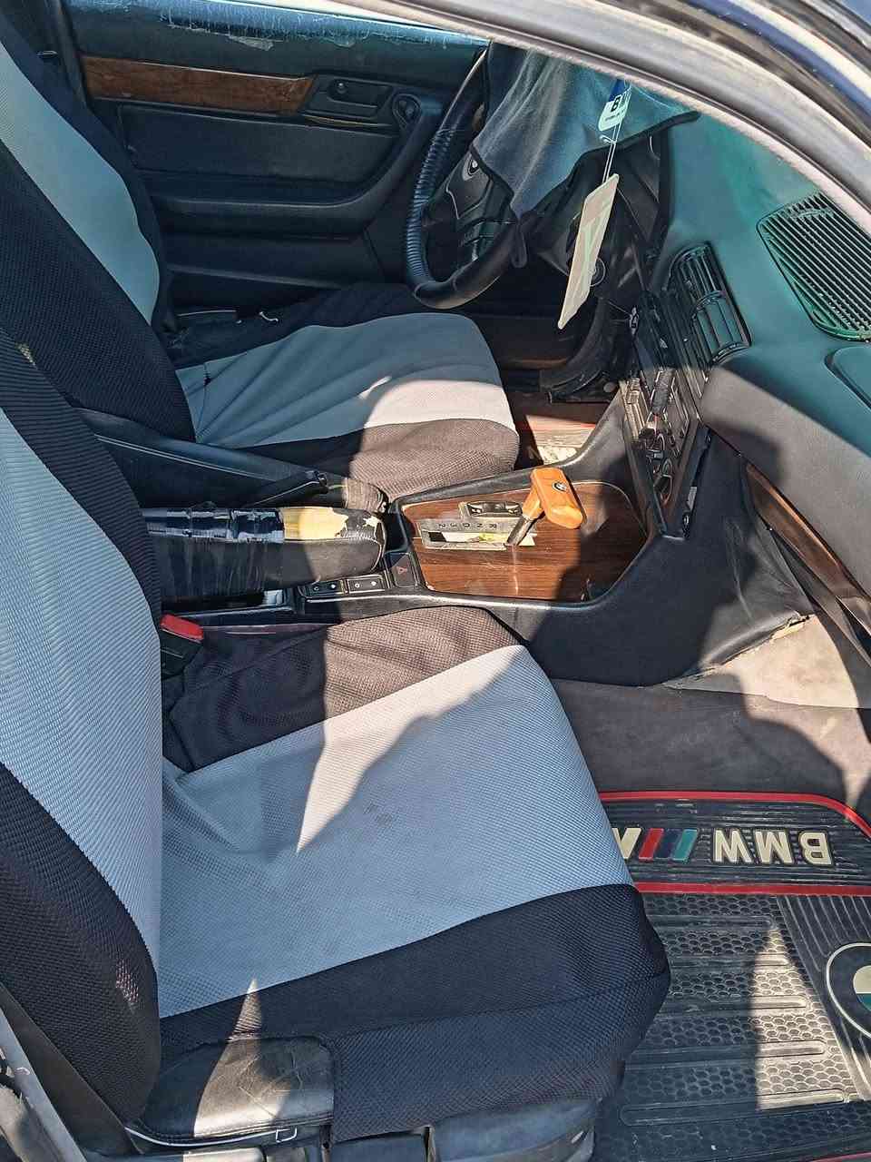 اسلام عليكم بيئم ٥٢٥ سياره خير من الله كير ومحرك بل كارتون غرفه جديده شاده زوج تايرات امامي خلفي صدر امامي خلفي بل كارتون مكينه مسكر عدل سياره عندي بيه وكاله عامه وراعيه موجود العنوان واسط كوت السعر ٥٨ وبيه مجال لشراي رقمي ***********
