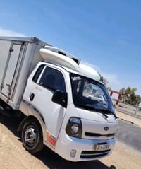 بحاجة الى سواق سيارات حمل كيا + عمال  للعمل في شركة توزيع مشروبات غازي...