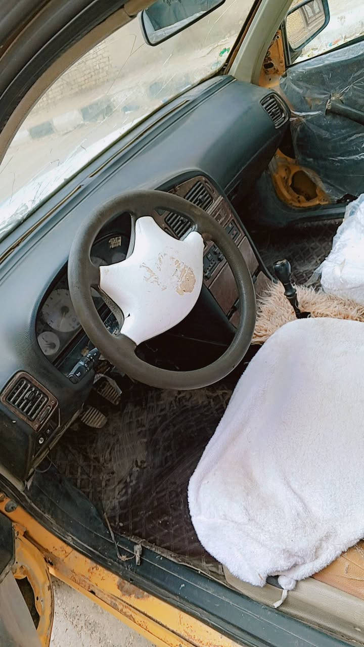 بيجو بارص موديل 2010 البيع مكينه وكير خير من الله لا تنقيص ولا تبخير حداده حلو بيها بس الدرايم بيه صوت دواخل حلوه كشرتها كدام عينك سنويه ما منتهيه راعيها موجود هيه وغرامات ع المشتري السعر 15وبيها مجال الشراي مكان السياره ناصرية مركز ***********
